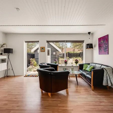Appartement Heloise - 900m From The Sea By Interhome *